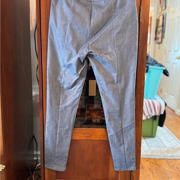 Calvin Klein Jegging Like Pull on Pants size Medium - Picture 2 of 8